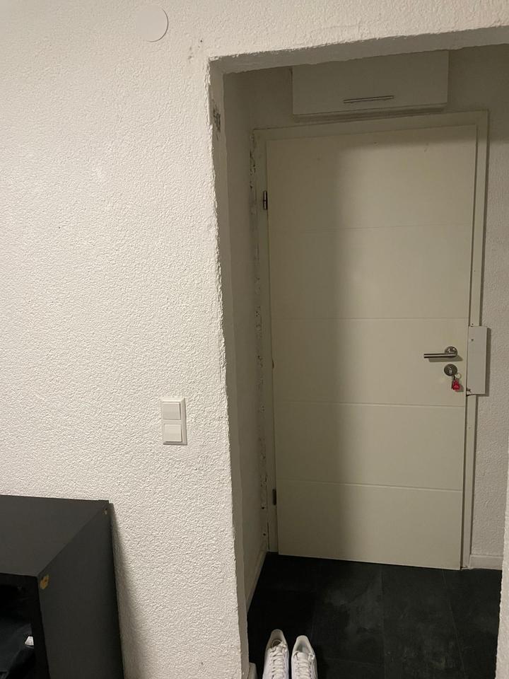 Thumbnail-2 Zimmer Apartment mitten in Leonberg