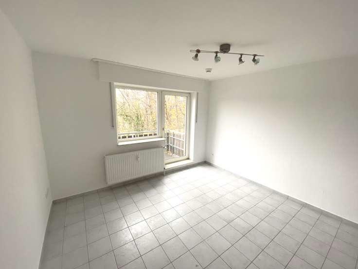 Thumbnail-helles Studenten-Apartment mit Südbalkon