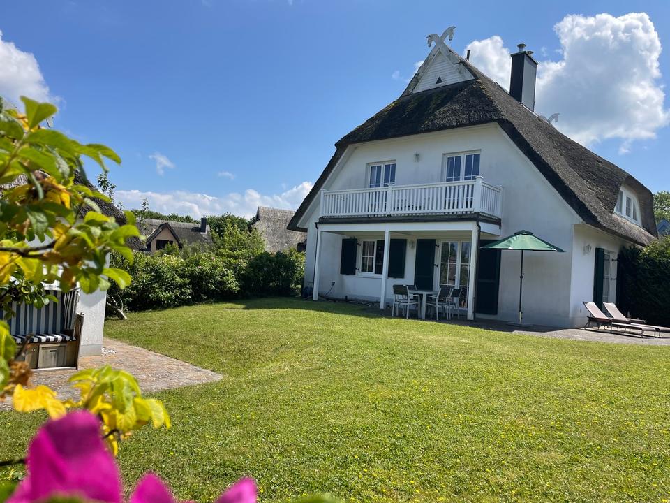 Thumbnail-Gepflegte Doppelhaushälfte unter Reet mit 4 Zimmern im Kurpark