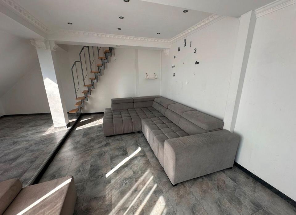 Thumbnail-3,5 Zimmerwohnung mit Terrasse – ideal für Studenten und Familien