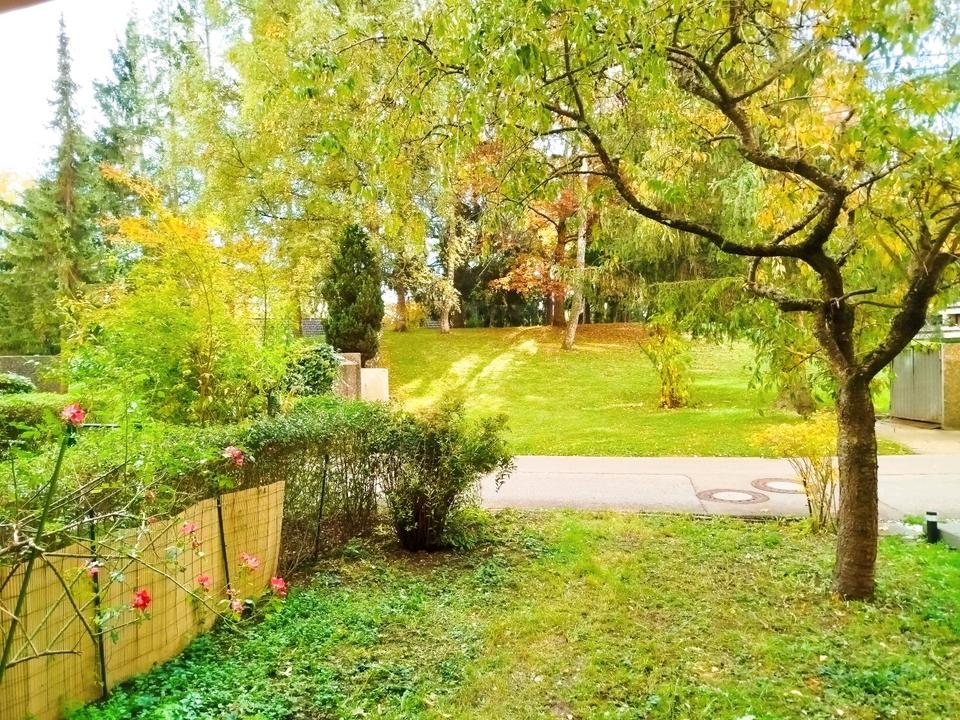 Thumbnail-Frisch renovierte 4 12 Zi. Wohnung mit 2xBalkon, Keller & Garage