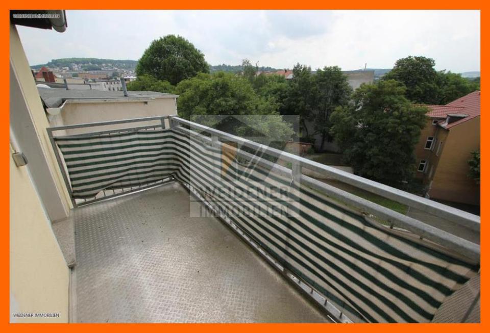 Thumbnail-1,5 Raum-DG-Whg. mit Balkon und Aufzug in Innenstadtnaher Lage - Nähe Südbahnhof und Arcarden.