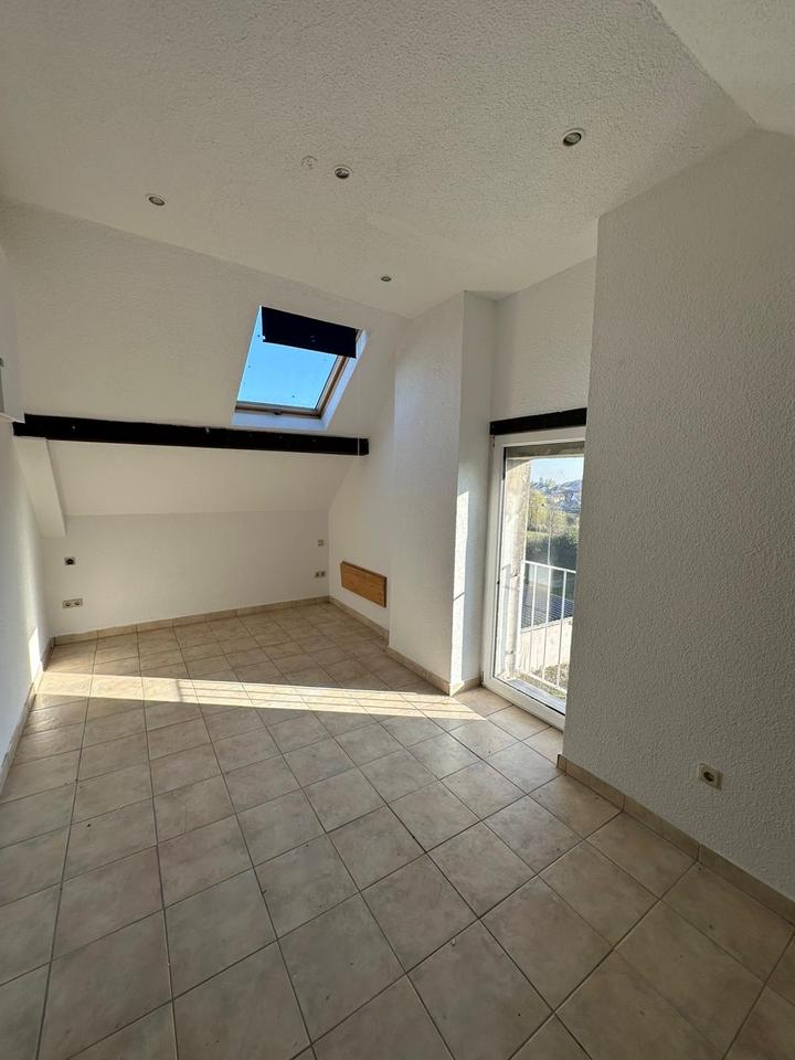 Thumbnail-2,5 ZKB in Weiskirchen Weierweiler ab sofort frei