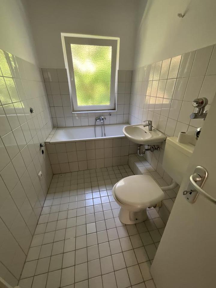 Thumbnail-3-Zimmer-Wohnung mit neuen Laminatboden in Plettenberg Kersmecke