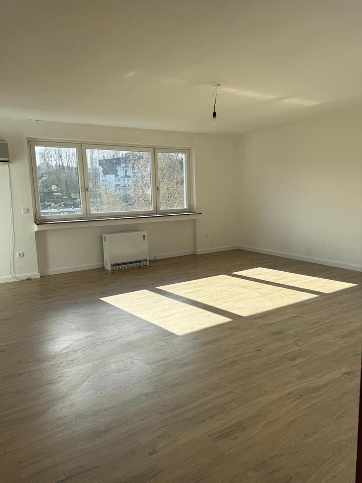 Thumbnail-Zur Vermietung: Gepflegte 3,5-Zimmer-Wohnung in Droschede