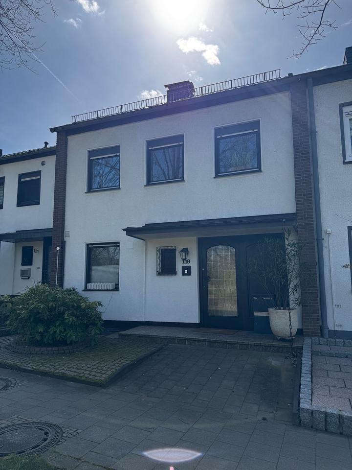 Thumbnail-PROVISIONSFREI: Reihenhaus mit Sauna & Garten