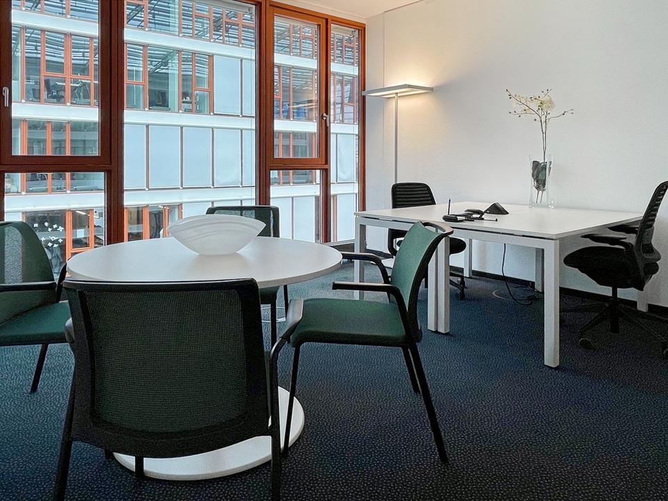 Thumbnail-Großraumbüros für 15 Personen in Signature Schlossplatz