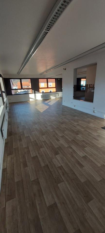 Thumbnail-Gewerbefläche - Büroetage - Tanz-Sportstudio - Galerie - Praxis