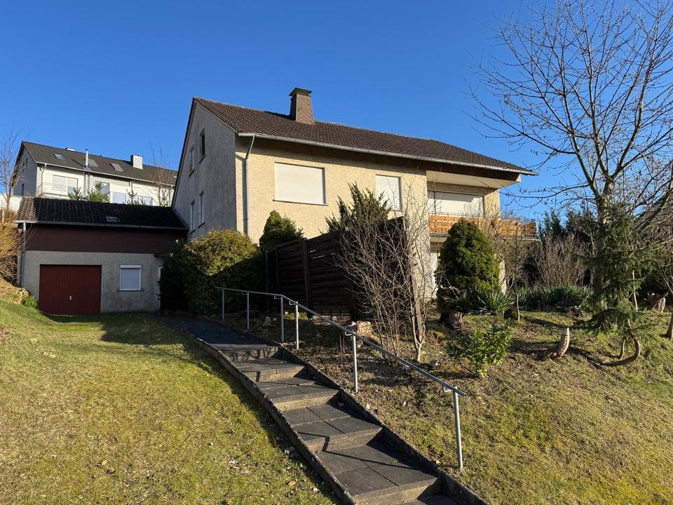 Thumbnail-Ländlich gelegenes Ein-Zweifamilienhaus in Ottbergen