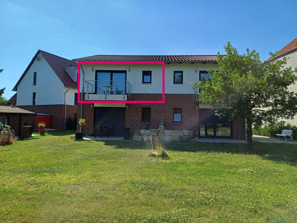 Thumbnail-Möblierte 2-Zimmer-Wohnung inmitten idyllischer Natur mit Balkon