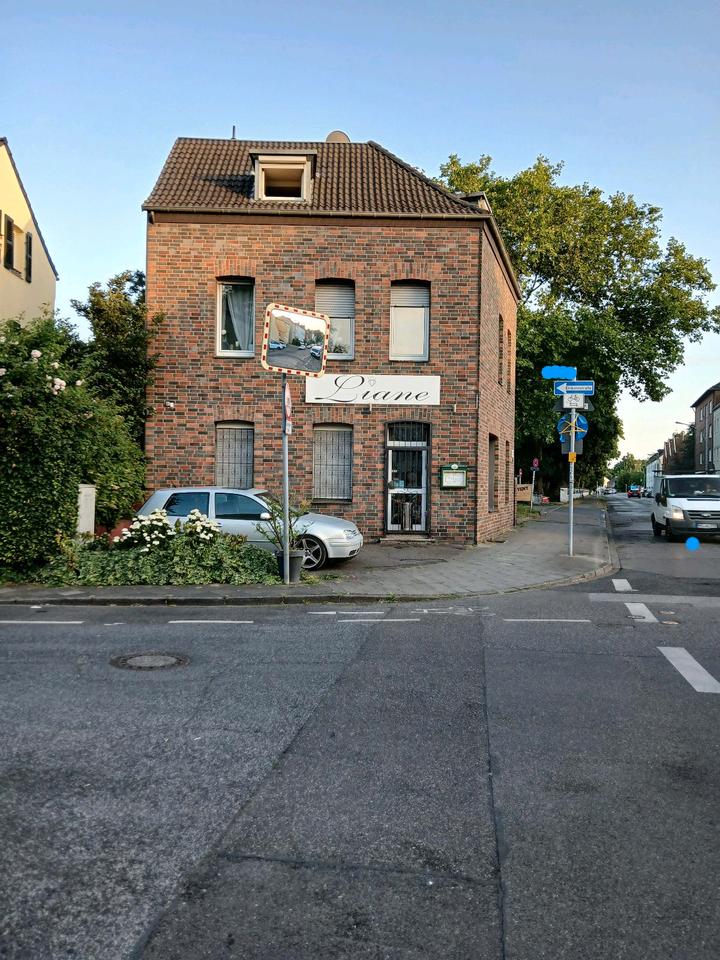 Thumbnail-Wohn- und Geschäftshaus von Privat