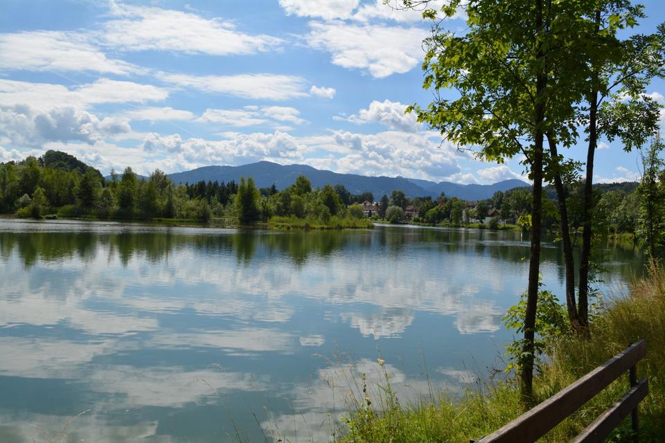 Thumbnail-1-Zimmer-Whg. mit großem Balkon traumhaftem Isarstausee-Blick