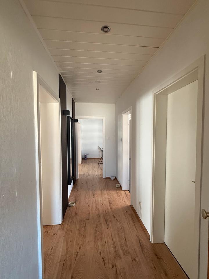 Thumbnail-4,5 Zimmer Wohnung Stadtnah im 2 Familien Haus