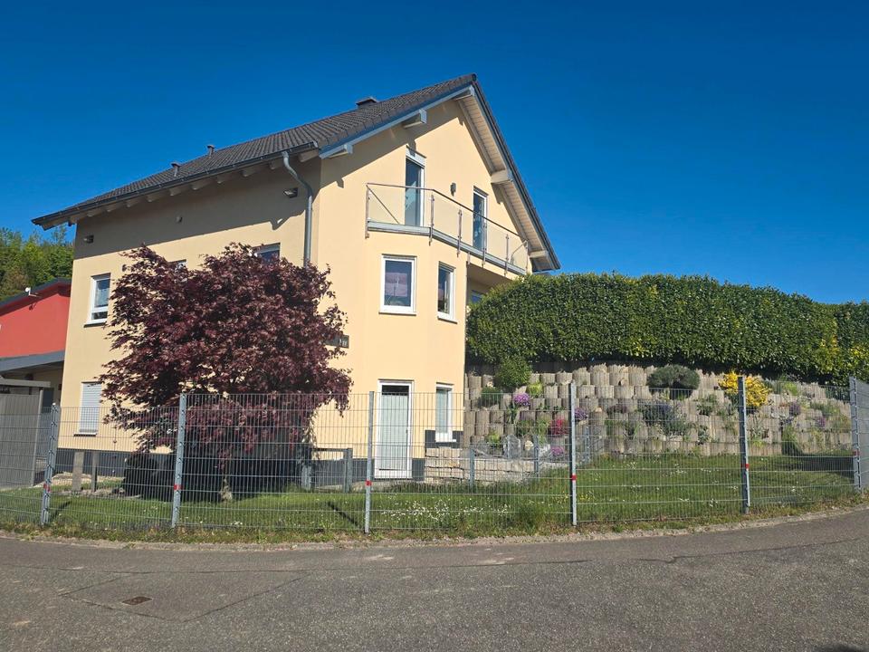 Thumbnail-schöne Helle 2 Zimmerwohnung in Walzbachtal (komplett möbliert)