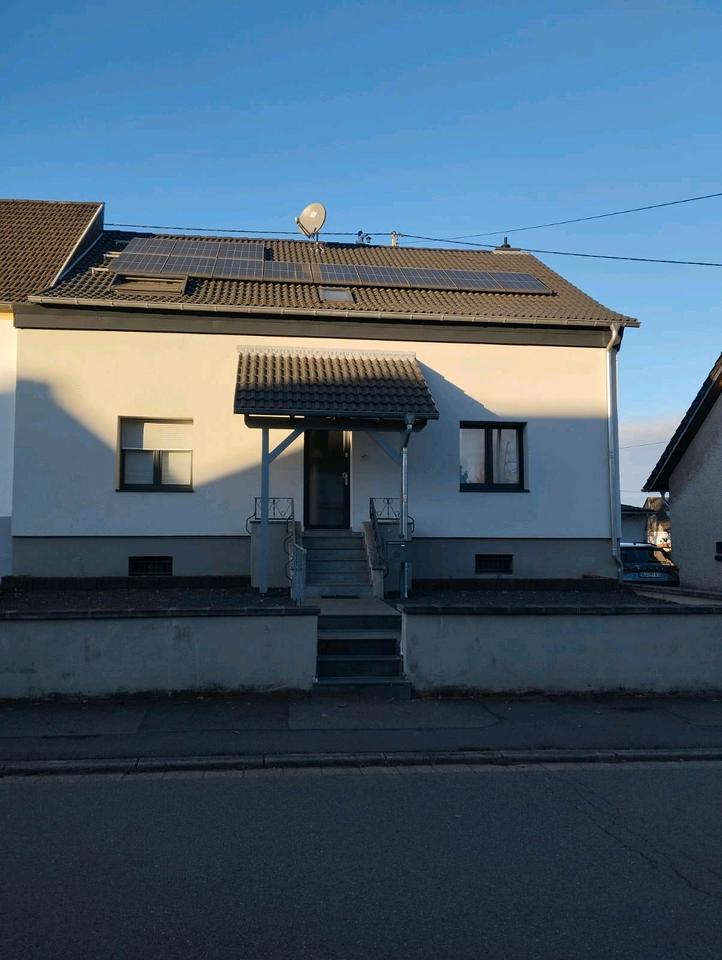 Thumbnail-Großes Einfamilienhaus in Überherrn