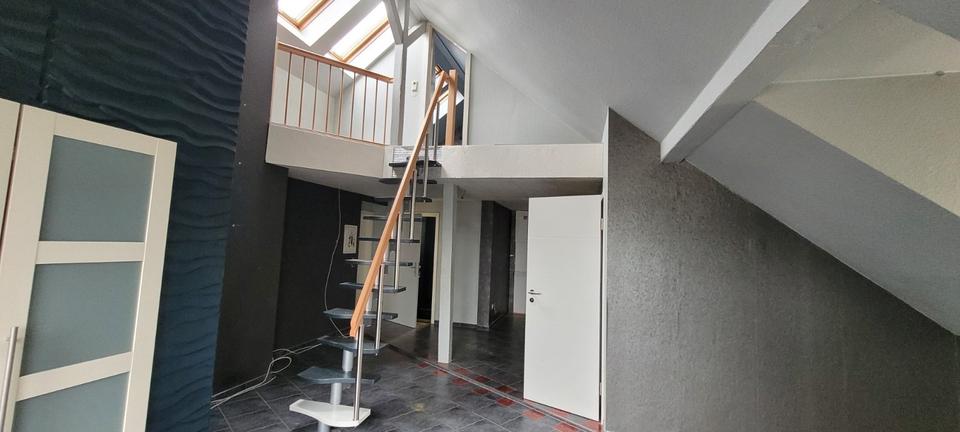 Thumbnail-Gemütliche 3-Raum-Maisonette im Dachgeschoss in Löbau – perfekt für Selbstgestalter!