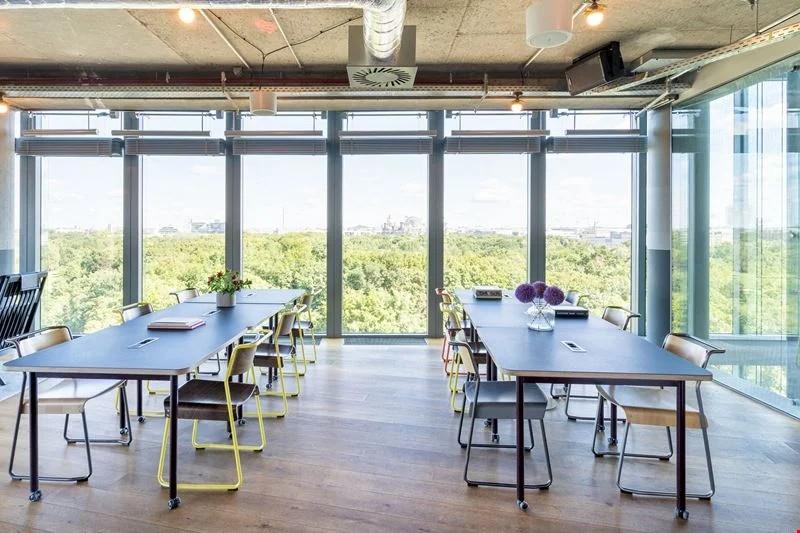 Thumbnail-Riesige Bürofläche und weitere ansprechende Angebote - All-in-Miete