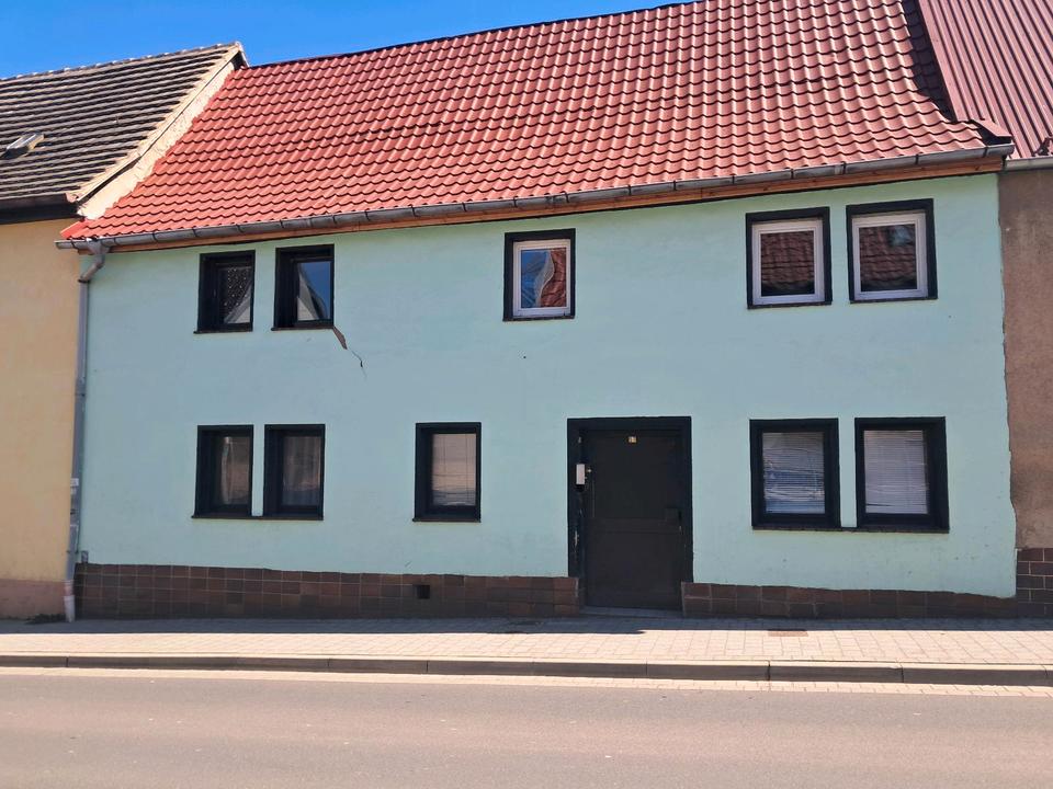 Thumbnail-Ich verkaufe ein Zweifamilienhaus in Eisleben.