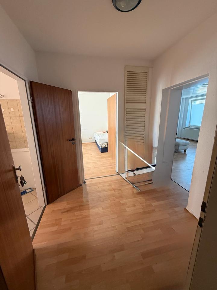 Thumbnail-Helle 2-Zimmer Wohnung mit Einbauküche
