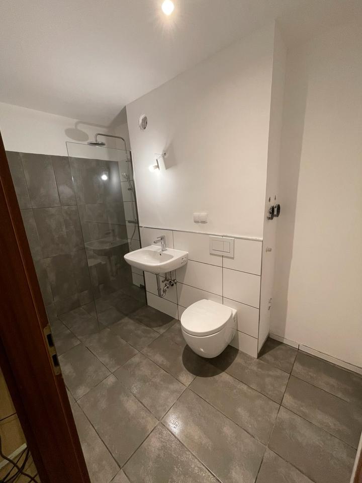 Thumbnail-Frisch sanierte 2-Zi Wohnung mit privaten Garten nahe der MHH