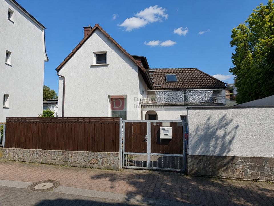 Thumbnail-Top!! Kleine Doppelhaushälfte auf 2 Etagen mit Balkon