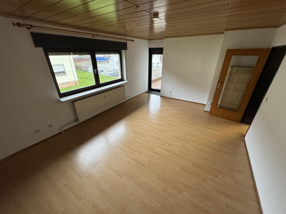 Thumbnail-Helle 3-Zimmer-Wohnung in begehrter Lage von Saarbrücken – Bei der Goldenen Bremm 18 [HMR-O45E02]