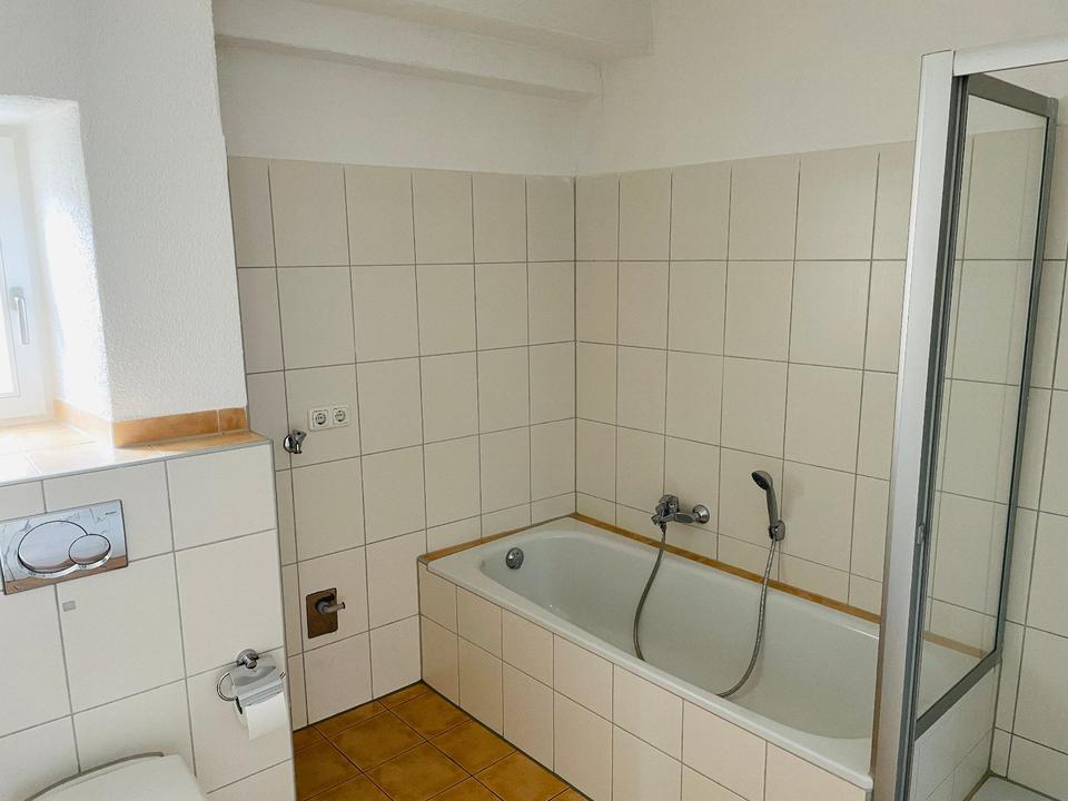 Thumbnail-Schöne Wohnung im 2. OG