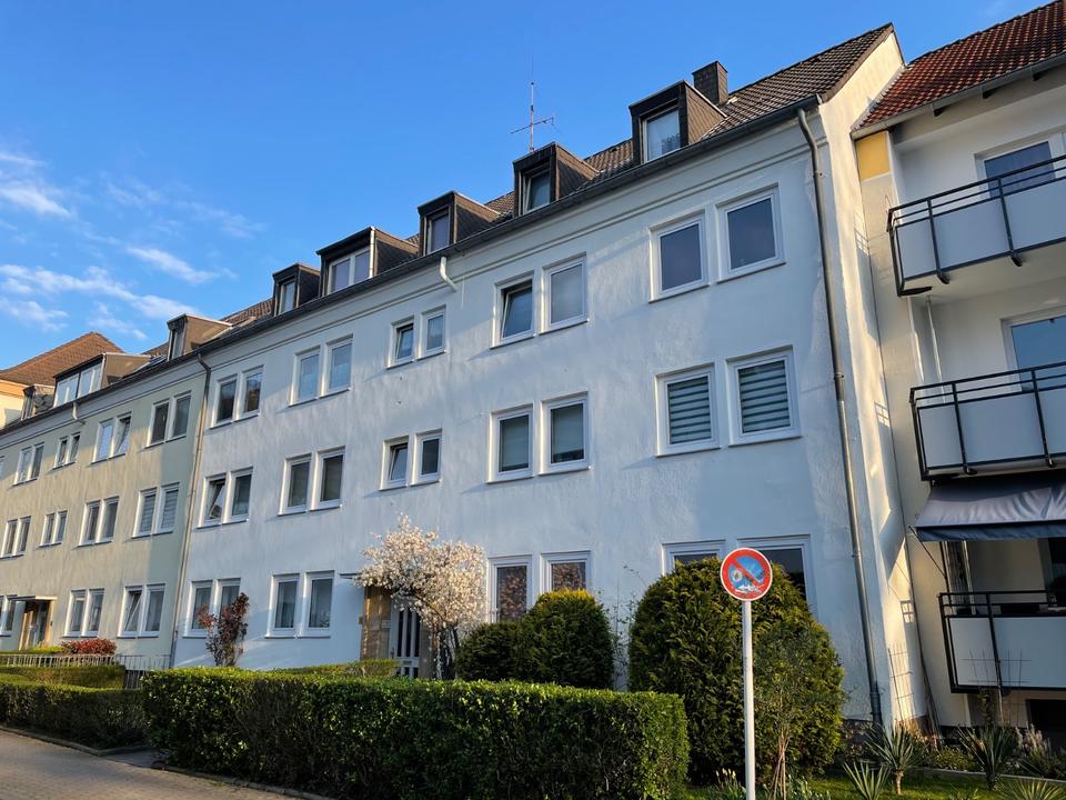 Thumbnail-Gemütliche 2-Zimmer Dachgeschoss-Wohnung mit Tageslichtbad