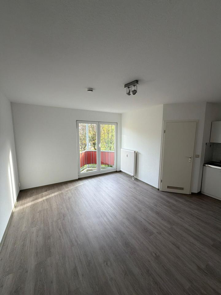 Thumbnail-Helle 1-Zimmer-Wohnung mit Balkon in Bochum
