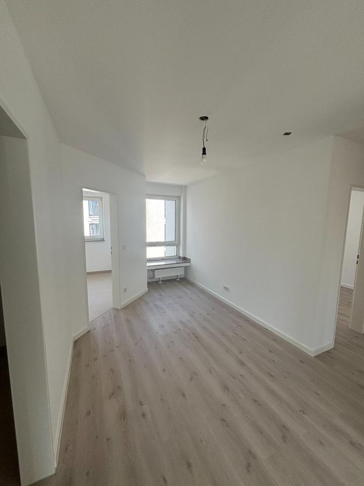 Thumbnail-Erstbezug nach Kernsanierung – helle 3-Zimmer-Wohnung mit Balkon