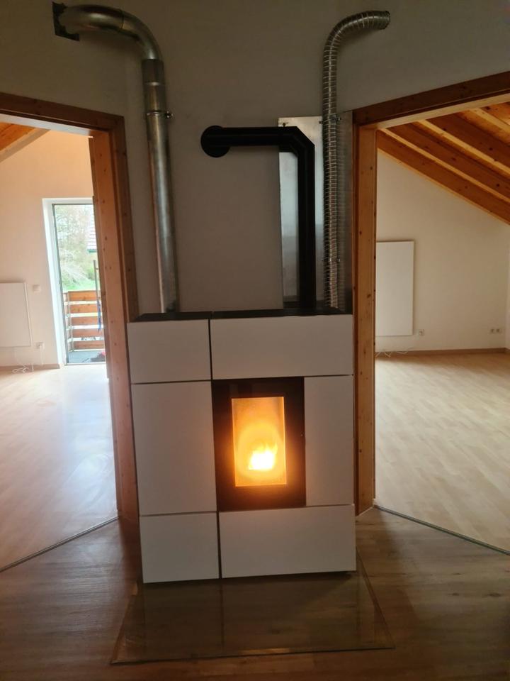 Thumbnail-Lichtblick unter Balken: Charmante 3-Zimmer-Mansarde