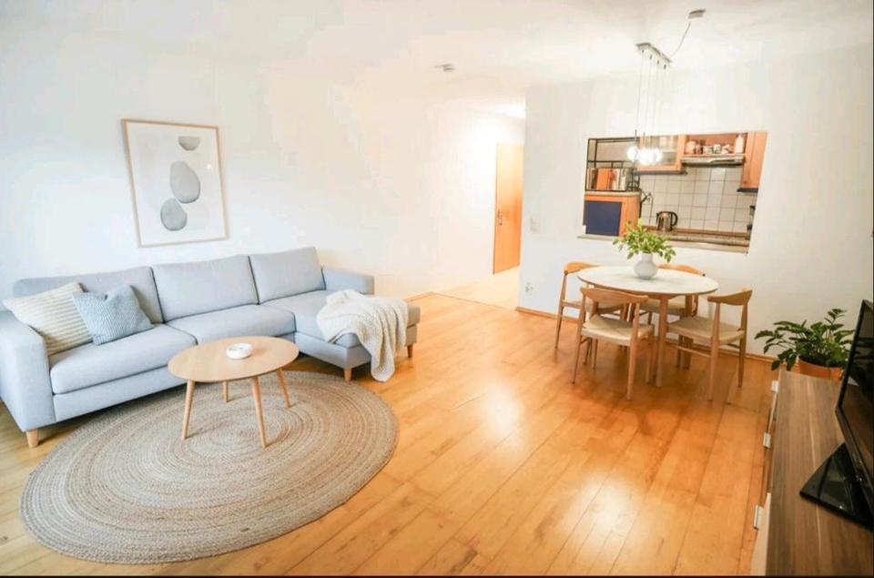 Thumbnail-Helle 2-Zimmer-Wohnung 58 m² mit Balkon & Einbauküche