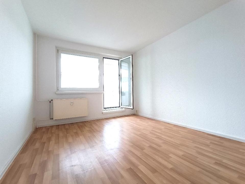 Thumbnail-sanierte 3-Raum-Wohnung mit Südbalkon