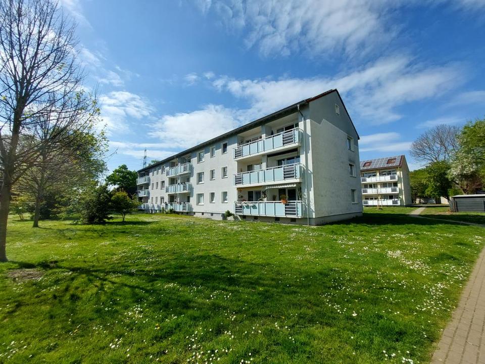 Thumbnail-Bei VIVAWEST die Sonnenstrahlen auf dem eigenen Balkon genießen.