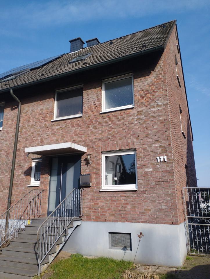 Thumbnail-geräumige Doppelhaushälfte in Dortmund-Kurl