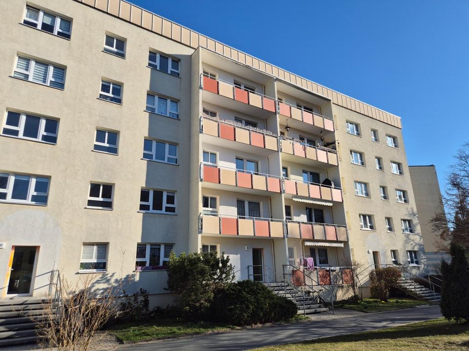 Thumbnail-Günstig! - Familien und WGs aufgepasst - 6-Raum-Wohnung