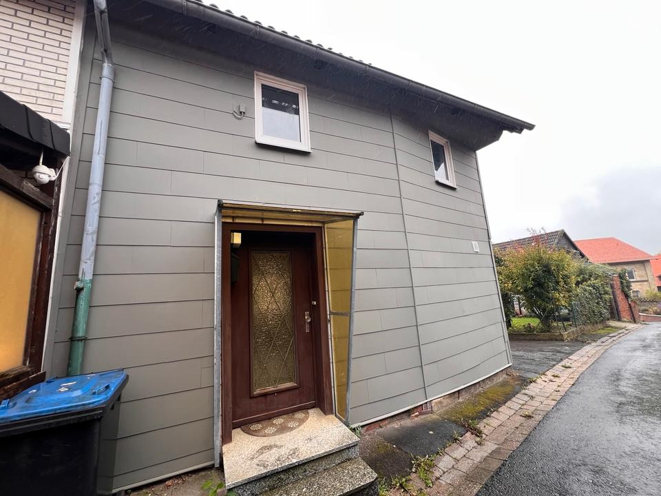 Thumbnail-Charmantes Einfamilienhaus - 65m² - 3 Zimmer - frisch renoviert - in schöner Lage in Steinlah