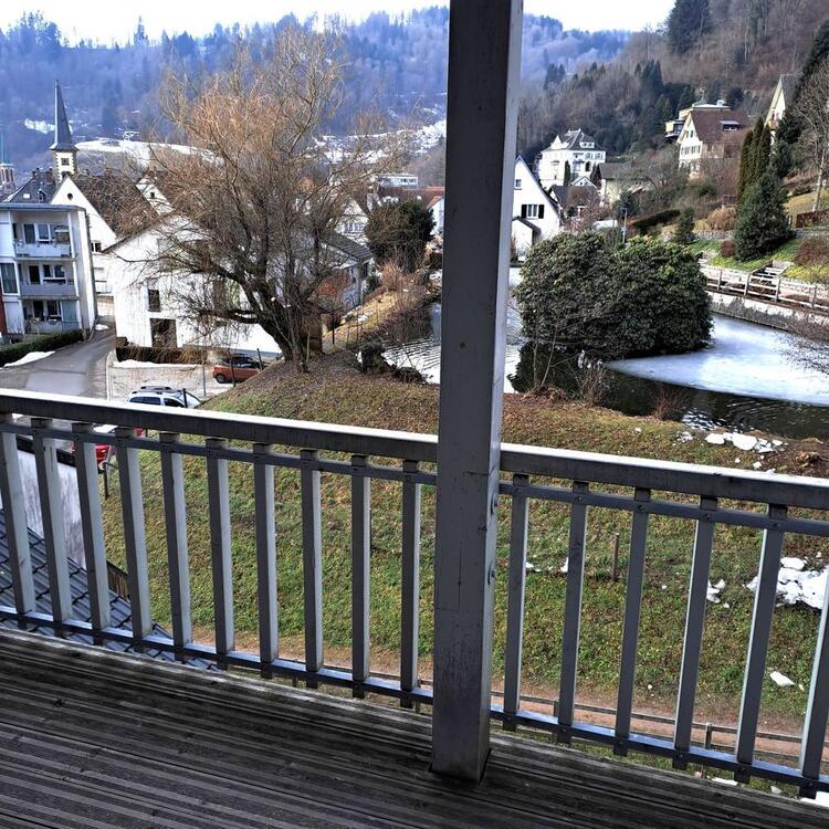 Thumbnail-Sanierte Altbauwohnung mit Balkon zentral in Zell im Wiesental