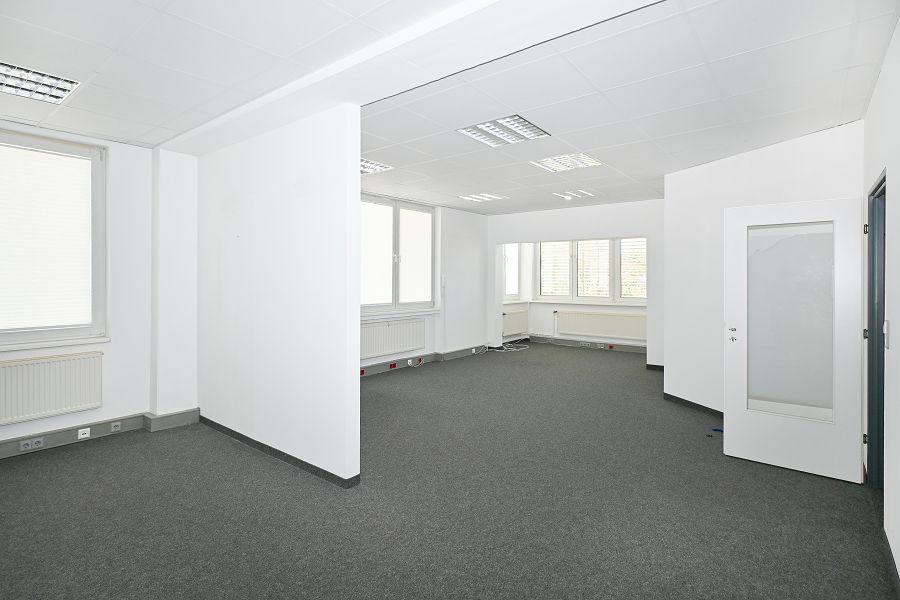 Thumbnail-Hannover - Lehrte: Moderne Bürofläche mit guter Ausstattung!
