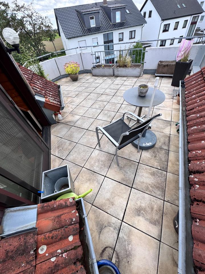 Thumbnail-Moderne zwei Zimmer Dachgeschosswohnung 56 qm