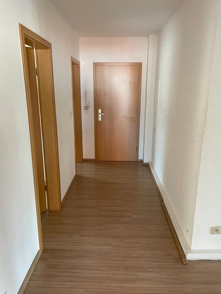 Thumbnail-Gepflegte Dreiraumwohnung im Zentrum von Neugattersleben