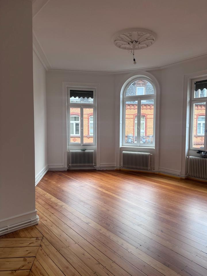 Thumbnail-4 Zimmer Wohnung in Wiesbaden Dambachtal Kernsaniert Erstbezug