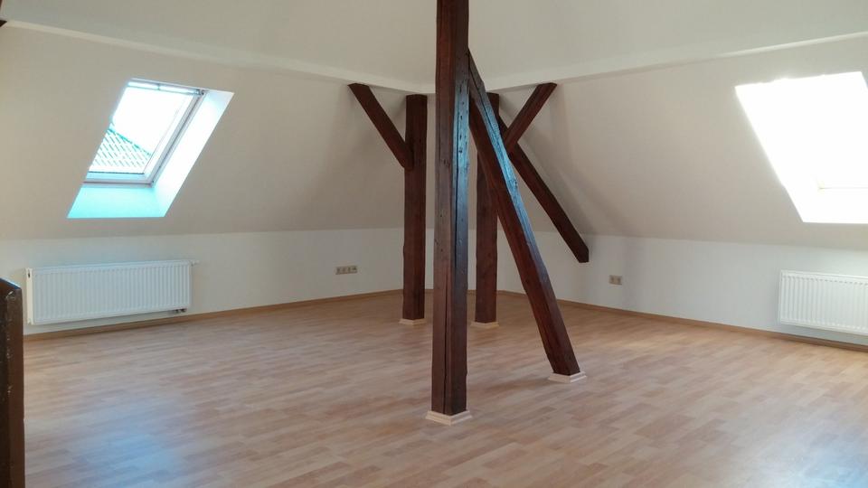 Thumbnail-3 Raum-Dachgeschosswohnung mit EBK für Individualisten