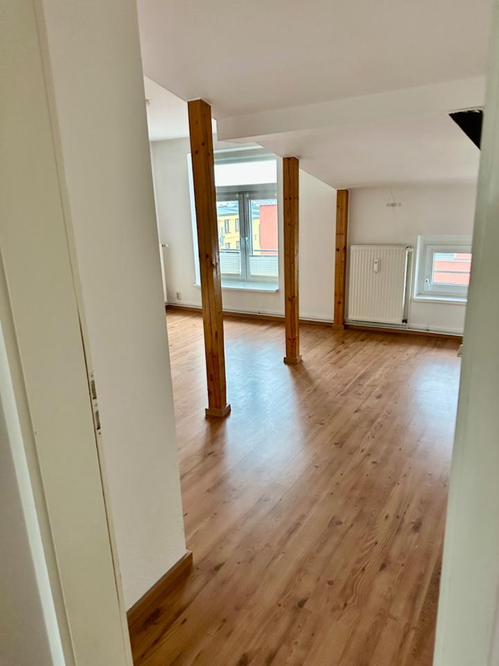 Thumbnail-großzügige 4-Raumwohnung in der Paulsstadt Heinrich-Heine-Str