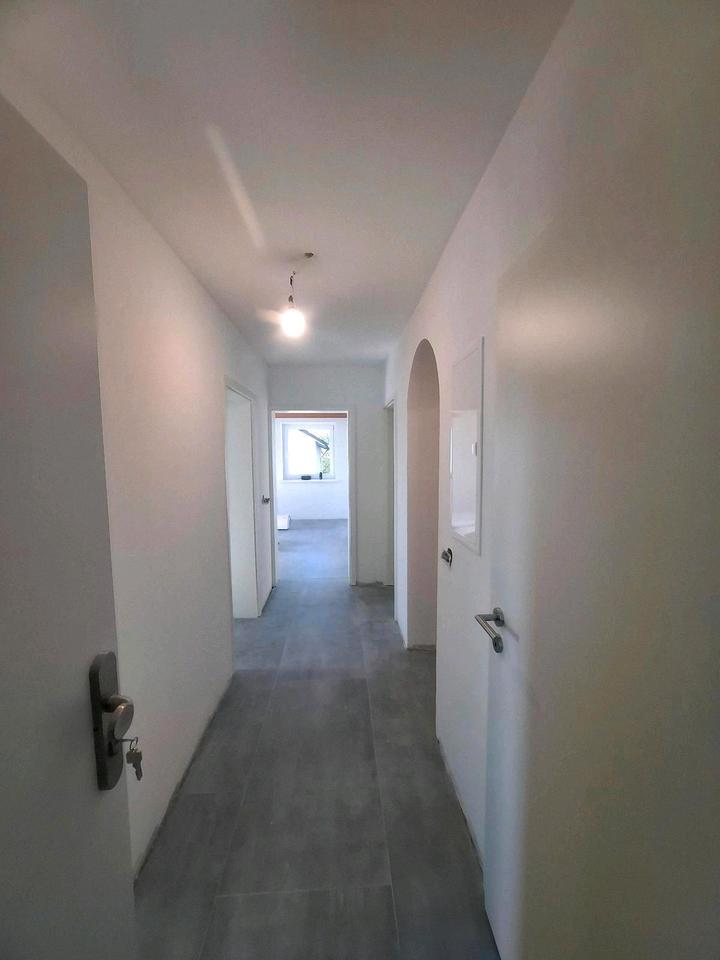 Thumbnail-4 Zimmer Wohnung in meckenbach