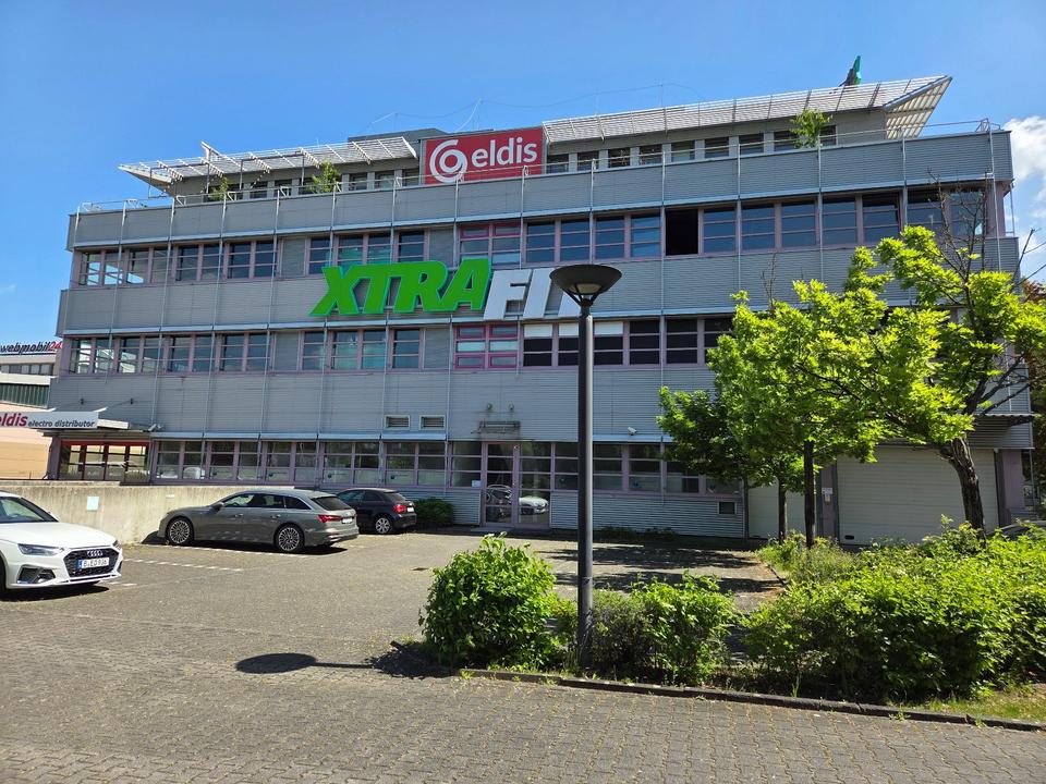 Thumbnail-Helle Bürroräume mit einer Fläche von 81 m² inkl. Allgemeinflächenanteil