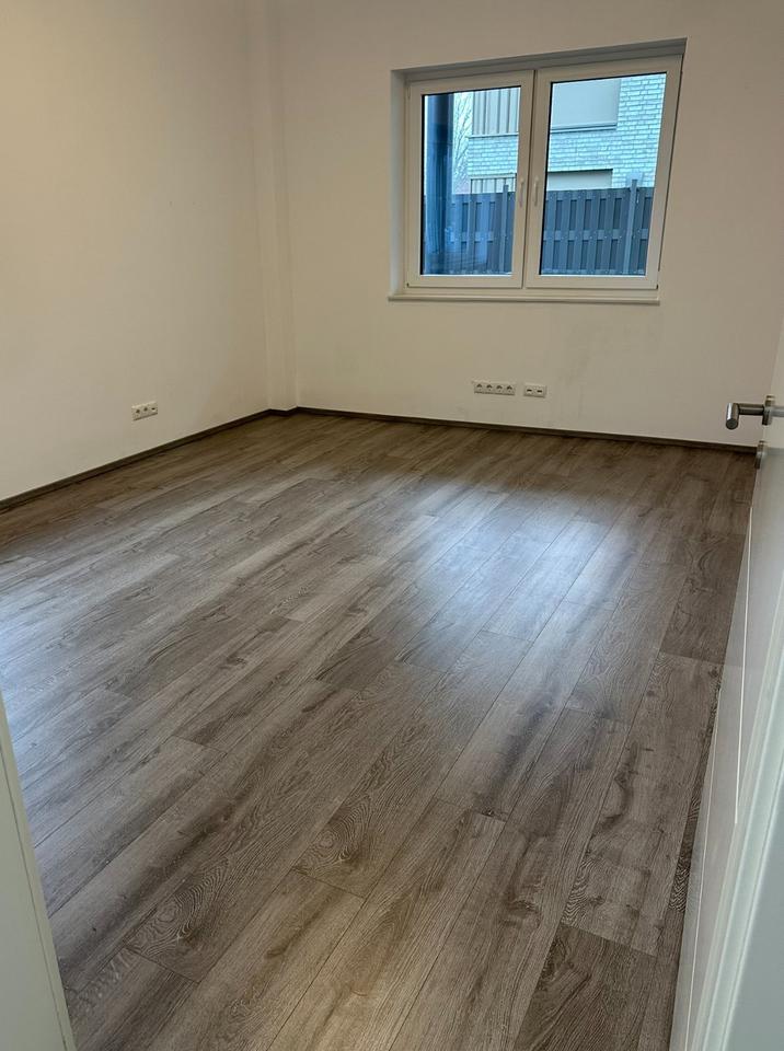 Thumbnail-Büroraum (18 m2) am Stadtrand von Oldenburg (Petersfehn I) - TOP!