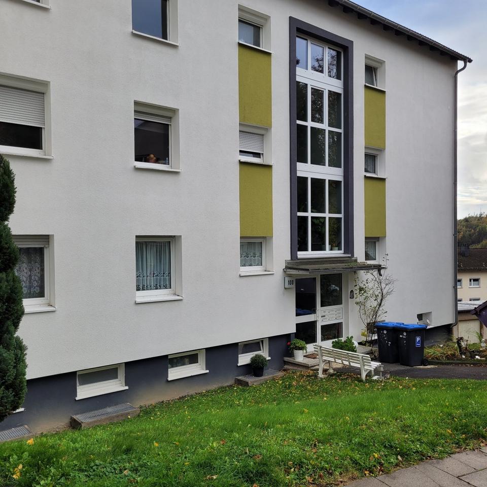 Thumbnail-ab 15.11.25: renovierte, helle, gut geschnittene 2ZKB Wohnung mit Balkon & Keller (Whg 8)