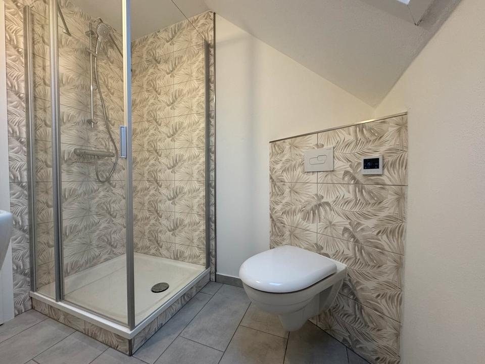 Thumbnail-Charmante Dachgeschosswohnung mit heller Wohnatmosphäre