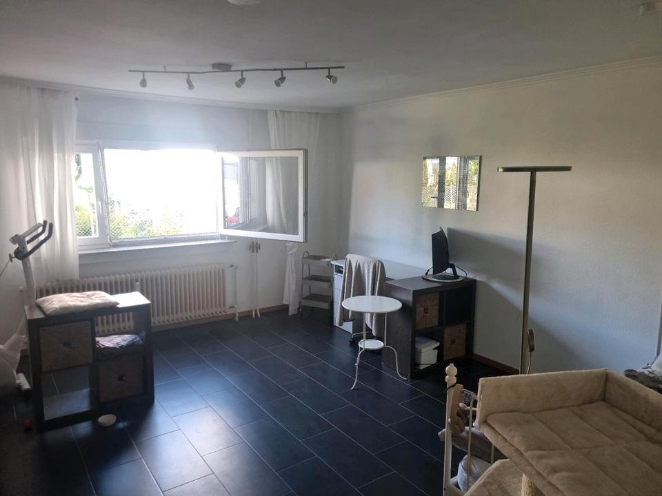 Thumbnail-1-Zimmer-Wohnung, separate EBK in 60388 Frankfurt zu vermieten